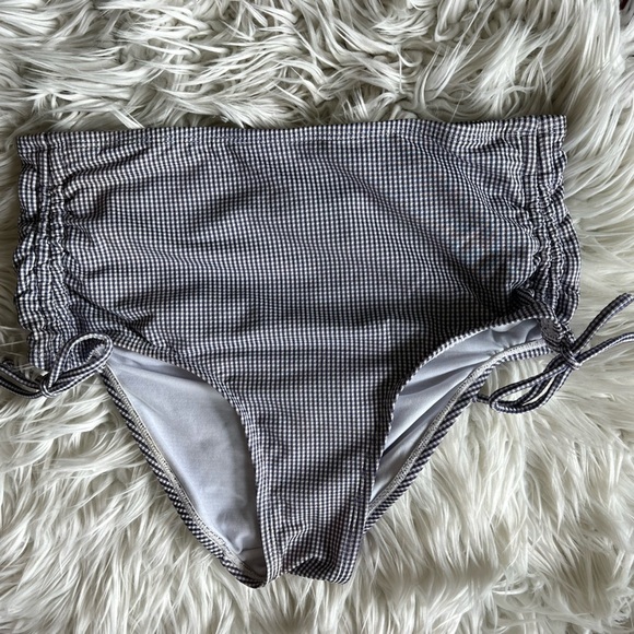 Kona Sol Dark Purple Gingham Bikini Bottom Size M High Waist Ruched Swimwear - Picture 5 of 6